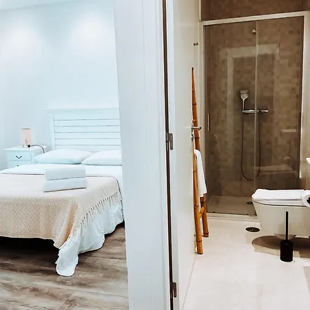 Dani's House - نازاريه